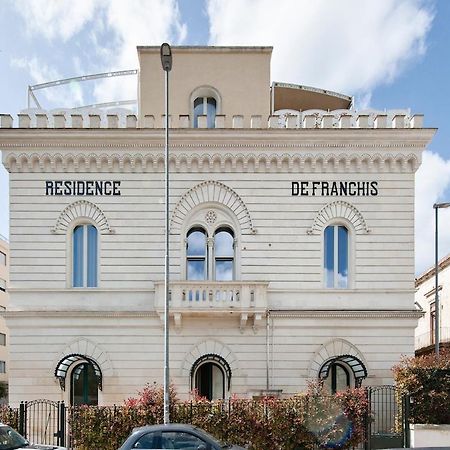 Residence De Franchis - Smart Apartments Lecce Eksteriør billede