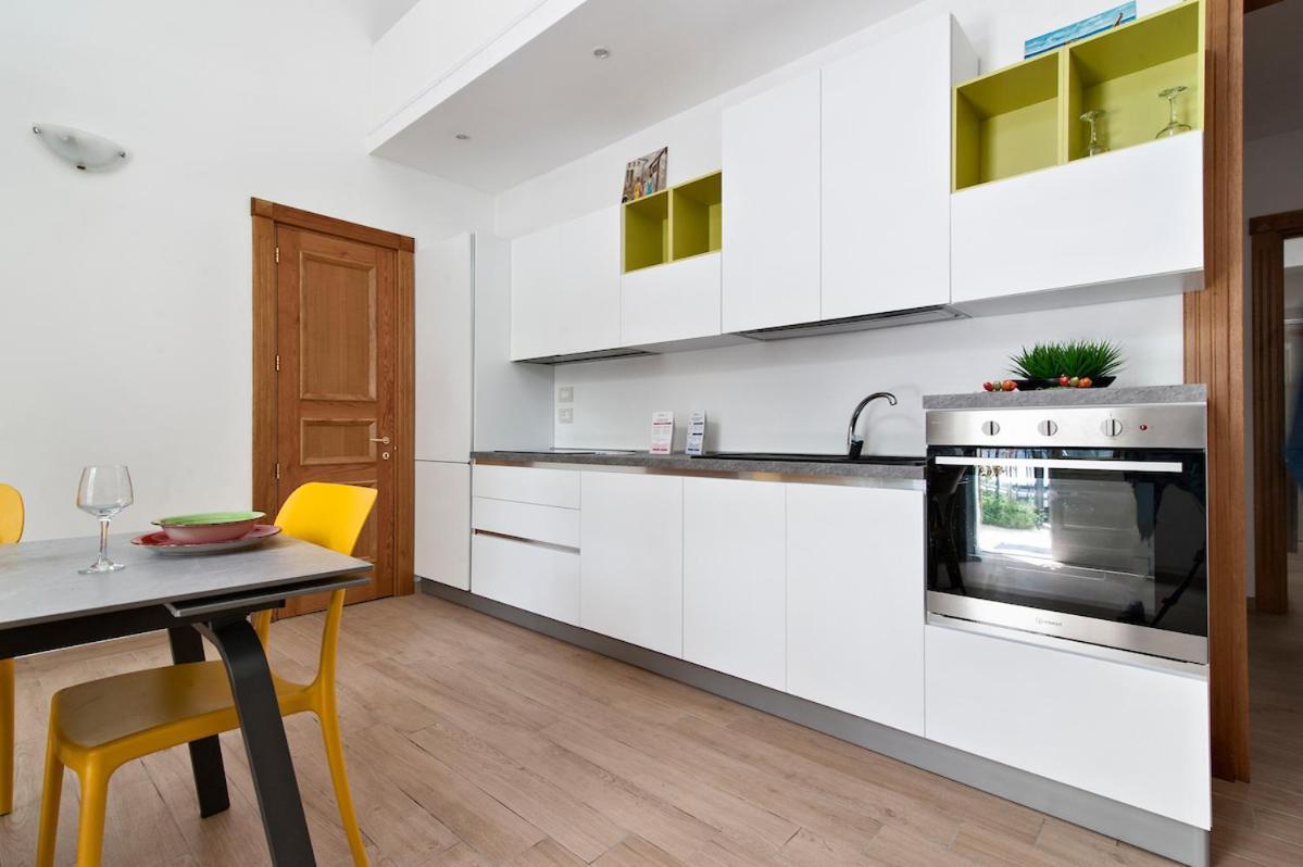 Residence De Franchis - Smart Apartments Lecce Eksteriør billede