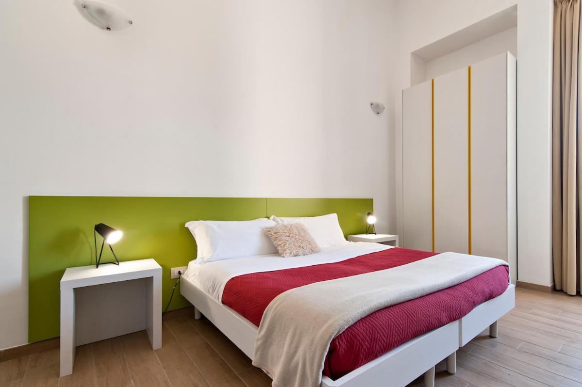 Residence De Franchis - Smart Apartments Lecce Eksteriør billede