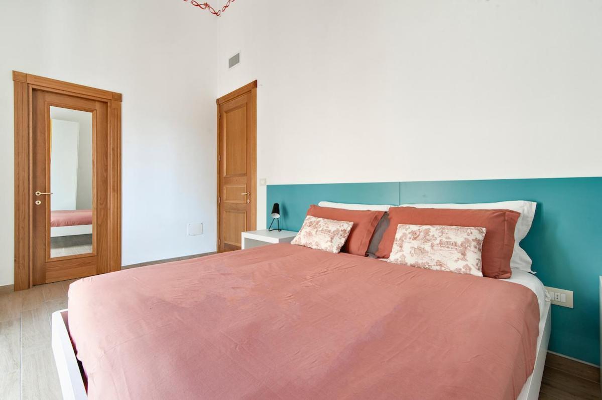 Residence De Franchis - Smart Apartments Lecce Eksteriør billede