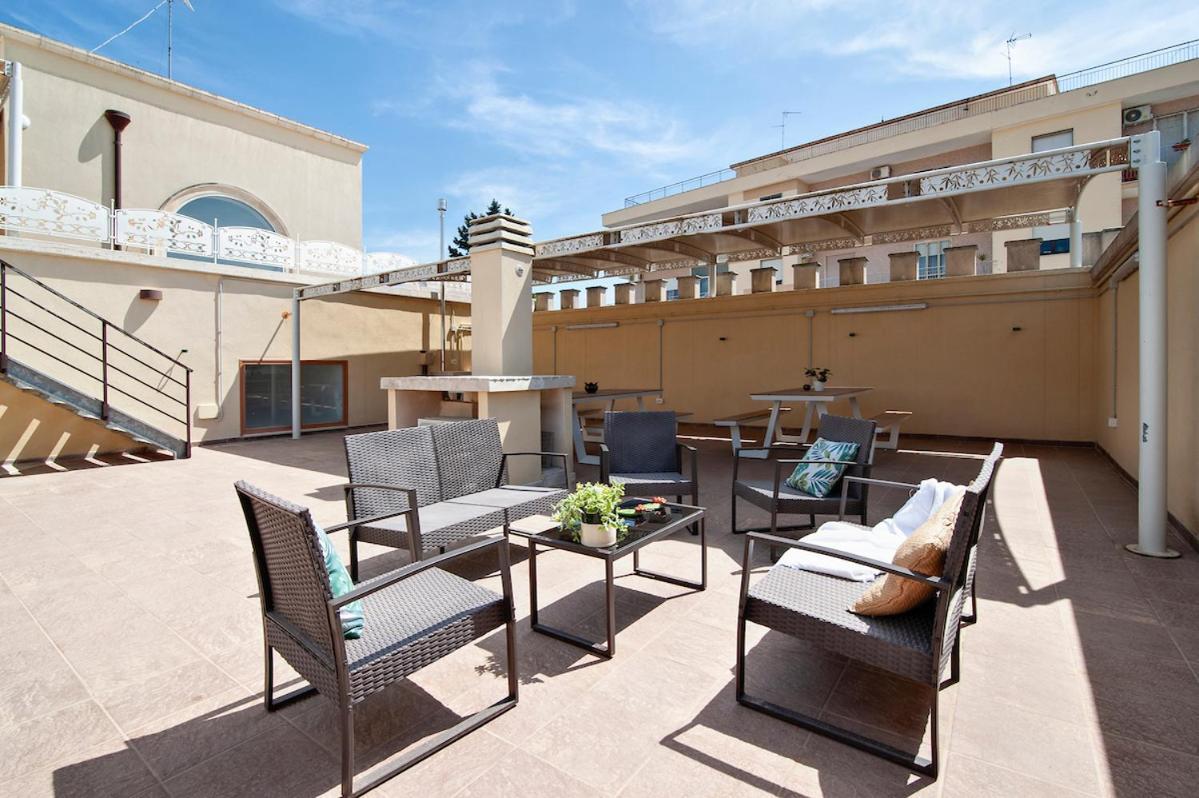 Residence De Franchis - Smart Apartments Lecce Eksteriør billede