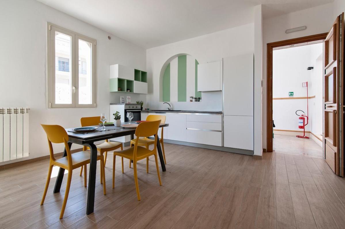 Residence De Franchis - Smart Apartments Lecce Eksteriør billede