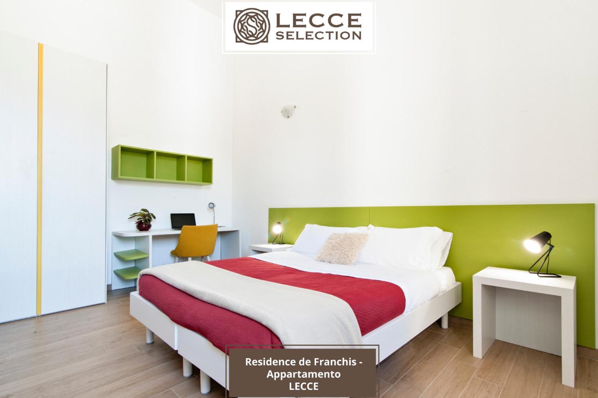 Residence De Franchis - Smart Apartments Lecce Eksteriør billede