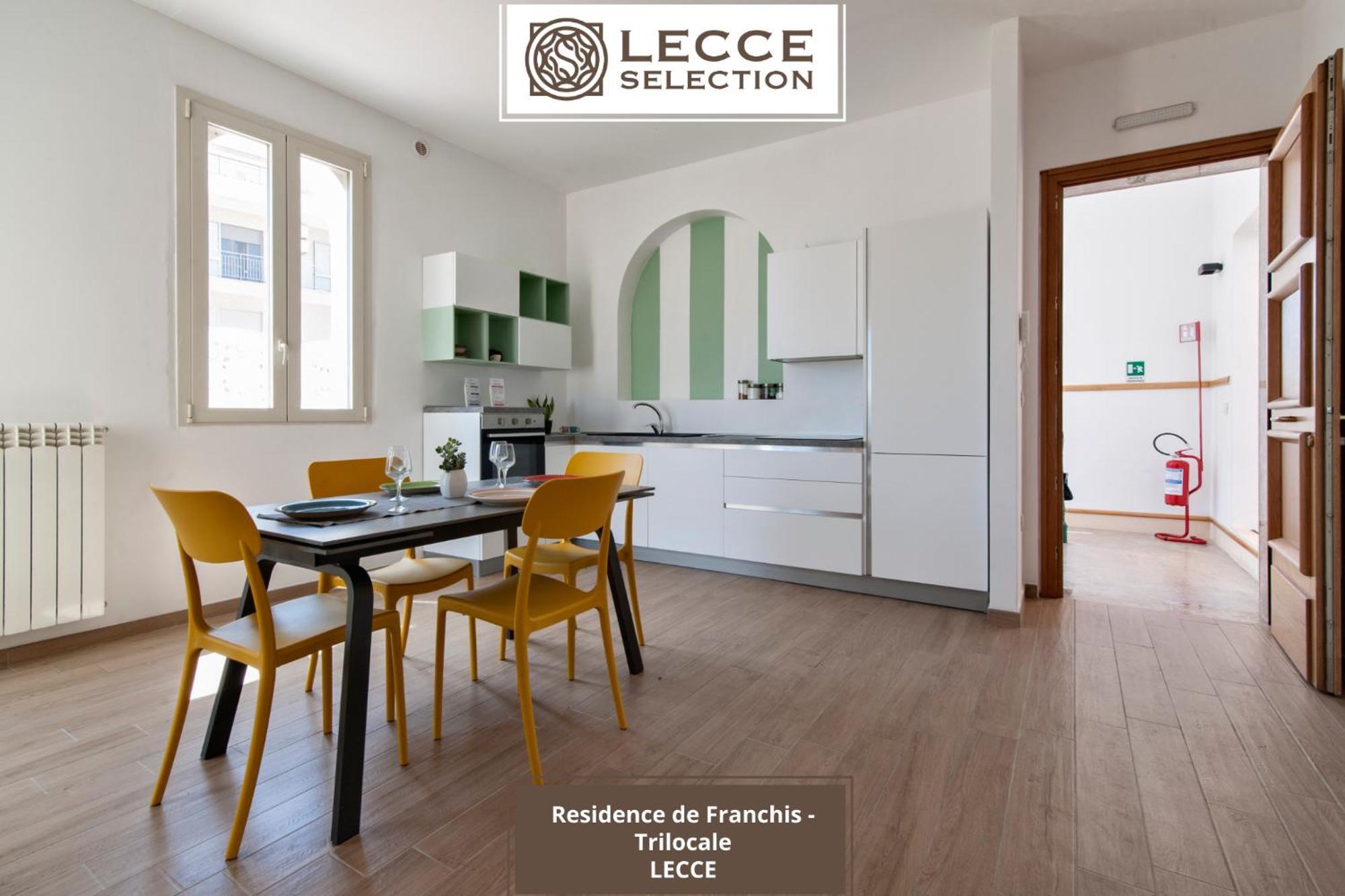 Residence De Franchis - Smart Apartments Lecce Eksteriør billede